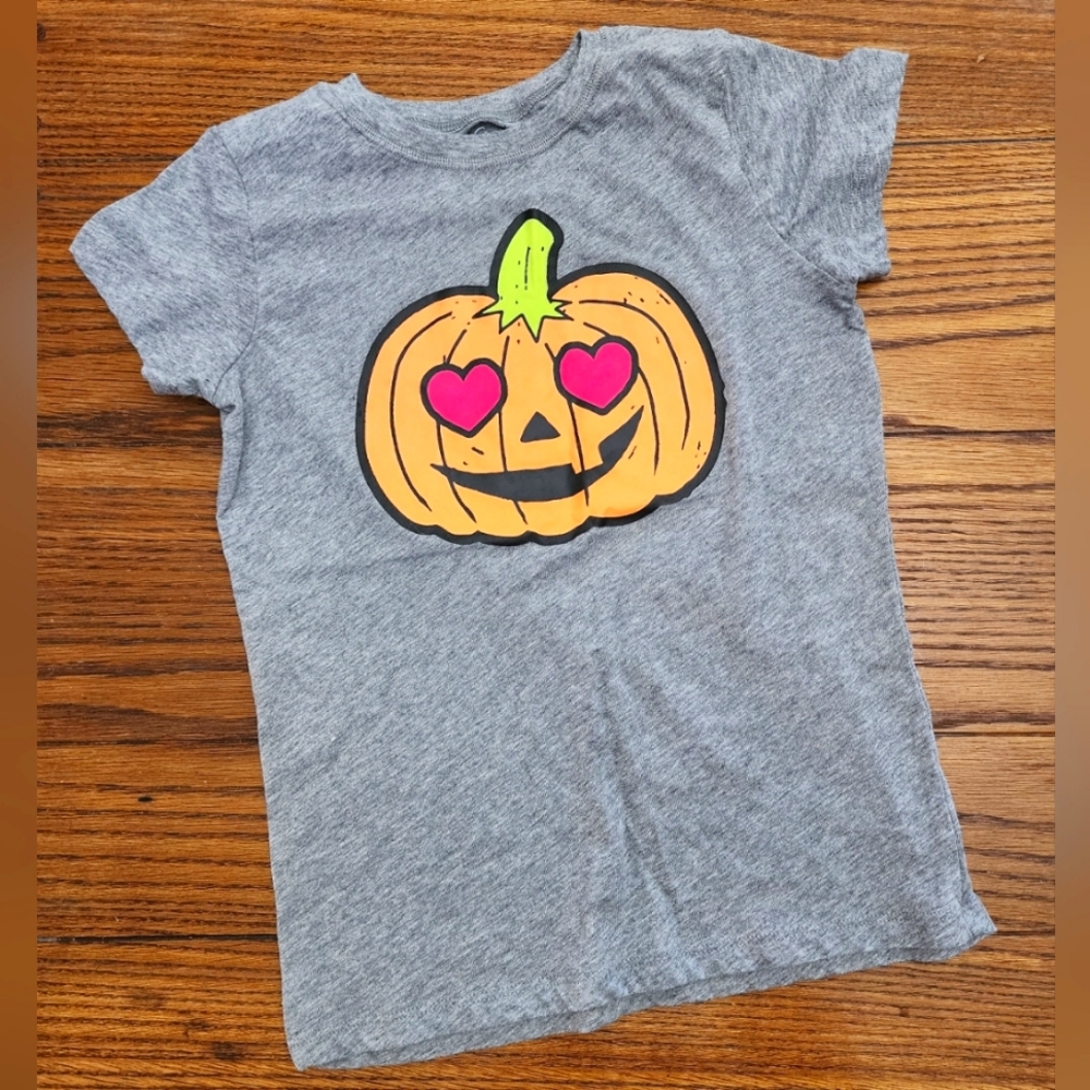 Halloween pumpkin love shirt